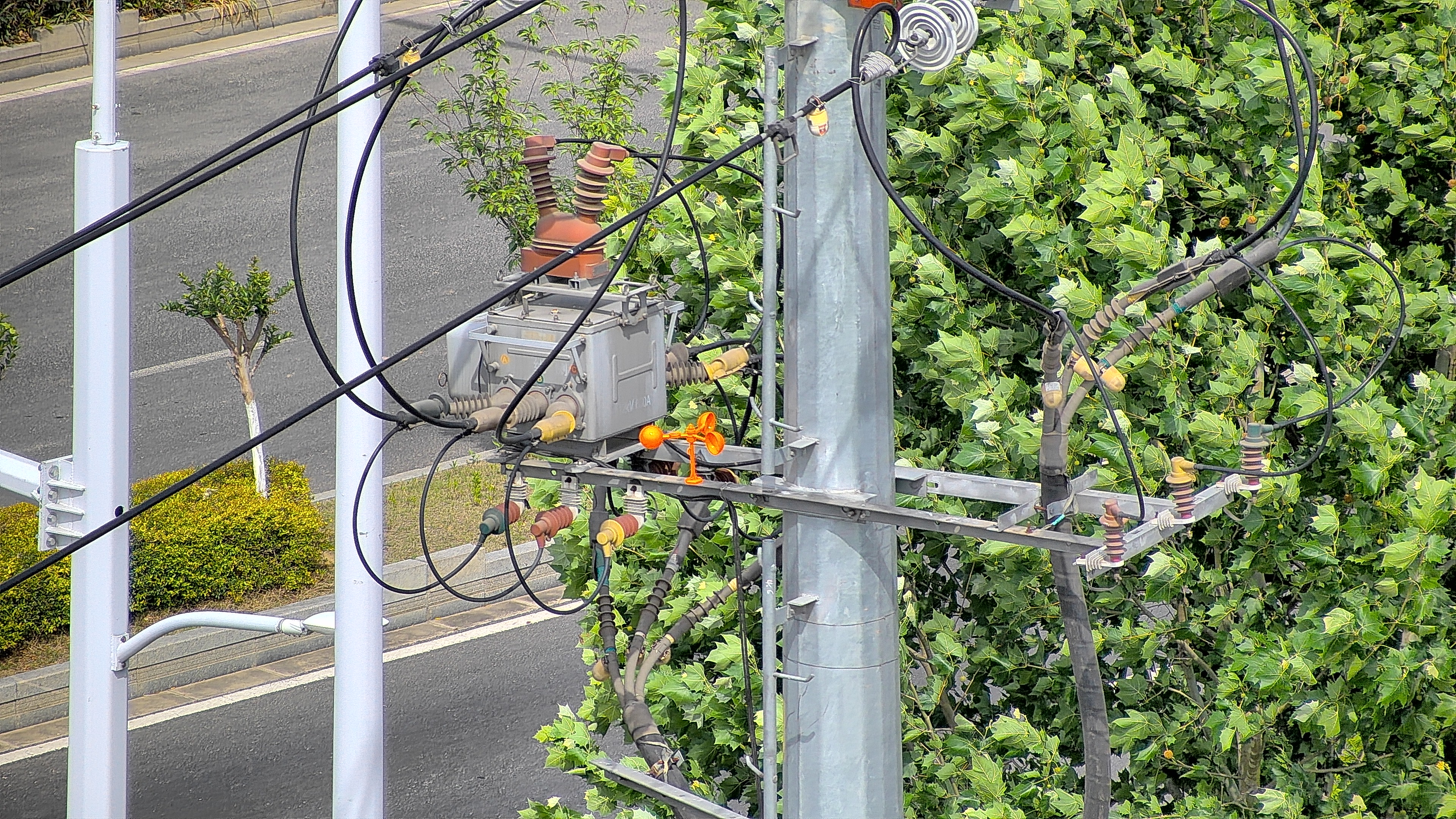 Roadlamp-1-1x.jpg